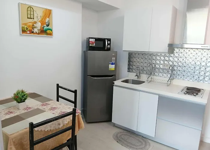 Azure Residences 1 Bedroom With Wide Balcony Aparthotel *